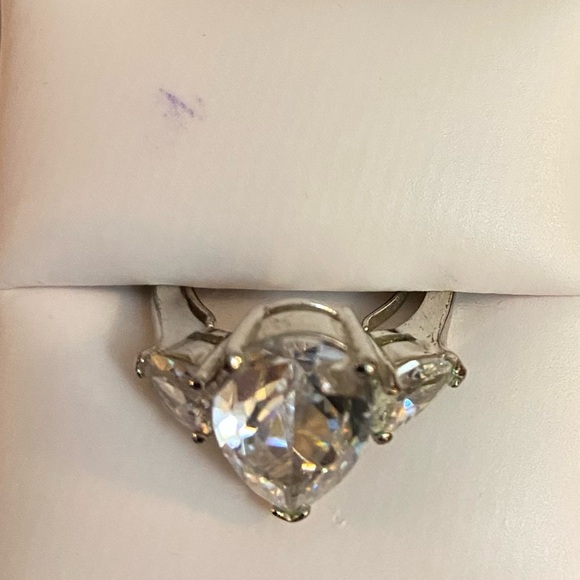 Vintage 925 Sterling Silver Cubic Zirconia ring - Picture 3 of 9